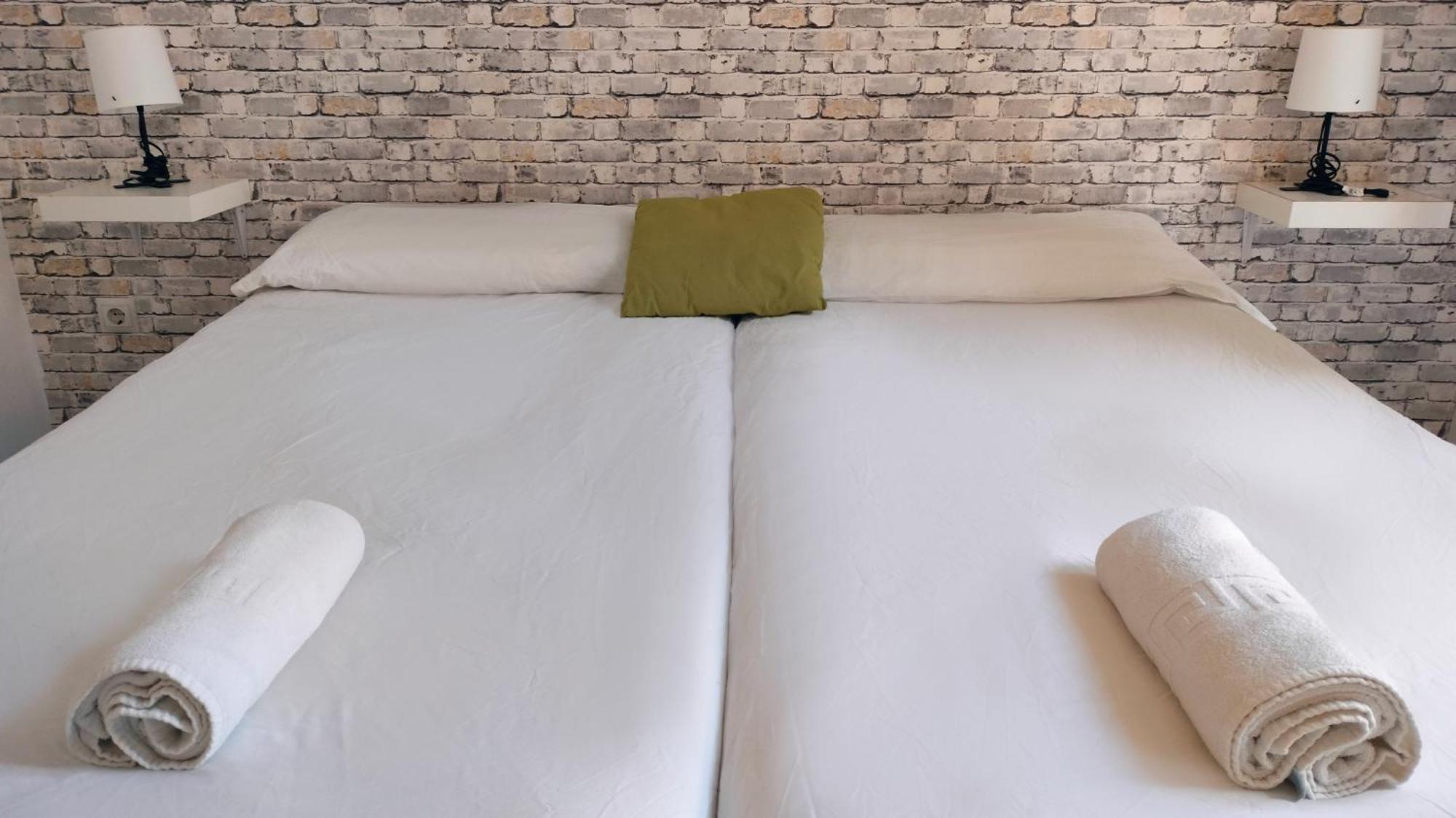 Apartamento En Sevilla Centro Con Vistas A La Plaza Alameda De Hercules - Hasta 7 Personas מראה חיצוני תמונה